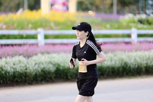 BIB: 
                            <button type="button" onclick="openModal(27852180)" class="btn btn-primary btn-sm float-right btn-popup" data-toggle="modal" data-target=".modal-high-quality">
                        <i class="fas fa-shopping-cart"></i> Add to Cart
                    </button>
                                            <button type="button" onclick="isThisMe(27852180, true)" class="btn btn-success btn-sm float-right btn-popup btn-isme hidden" data-toggle="tooltip" data-placement="bottom" title="นี่คือรูปของคุณใช่ไหม คลิกที่นี่เพื่อเอาเข้าอัลบั้ม">
                        <i class="fas fa-plus"></i> Add to album
                    </button>
                    <button type="button" onclick="isThisMe(27852180, false)" class="btn btn-warning btn-sm float-right btn-popup btn-isnotme hidden">
                        <i class="fas fa-ban"></i> Remove from album
                    </button>